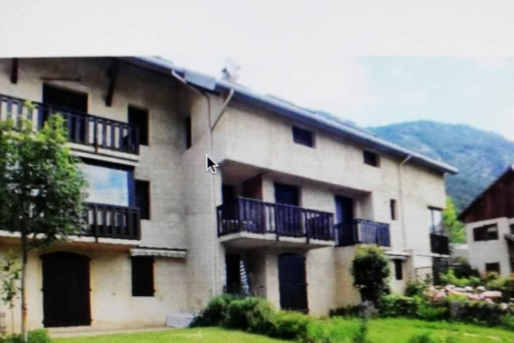 APPARTEMENT T3 60M2 à Briançon dans résidence calme avec 7 couchages Extérieur photo